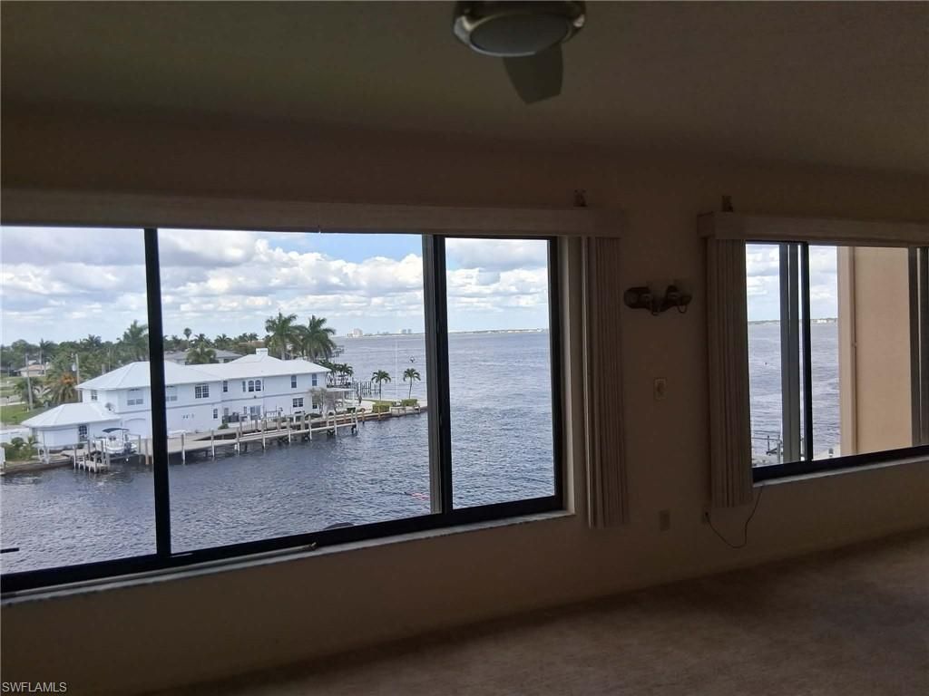 4013 SE 20th Pl, Unit 402, Cape Coral, FL 33904 Photo