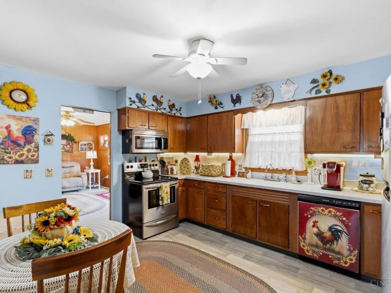 686 Kathryn Drive, Wilmington, OH 45177 Photo 13