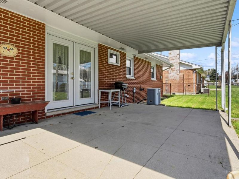 686 Kathryn Drive, Wilmington, OH 45177 Photo 4