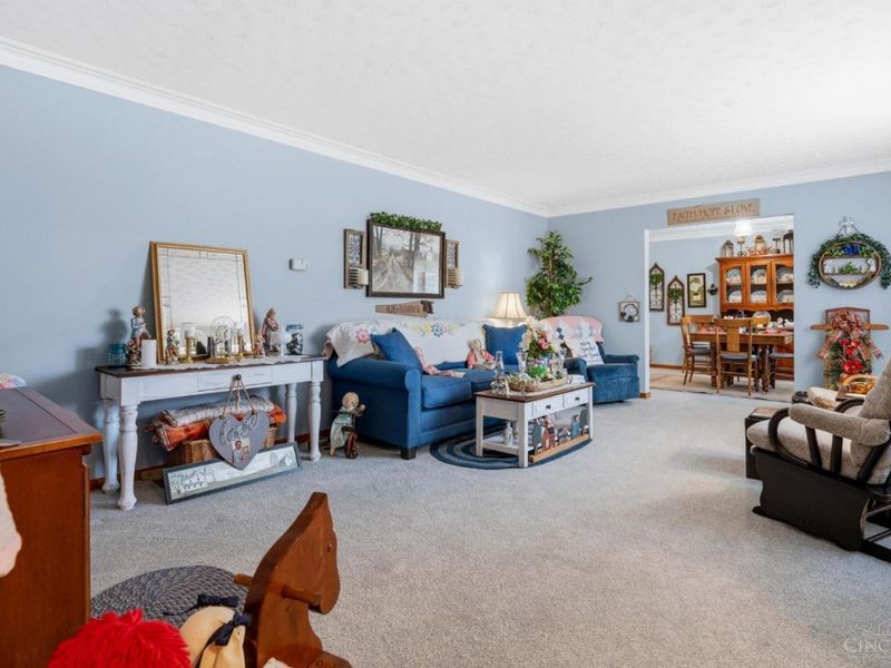 686 Kathryn Drive, Wilmington, OH 45177 Photo 8