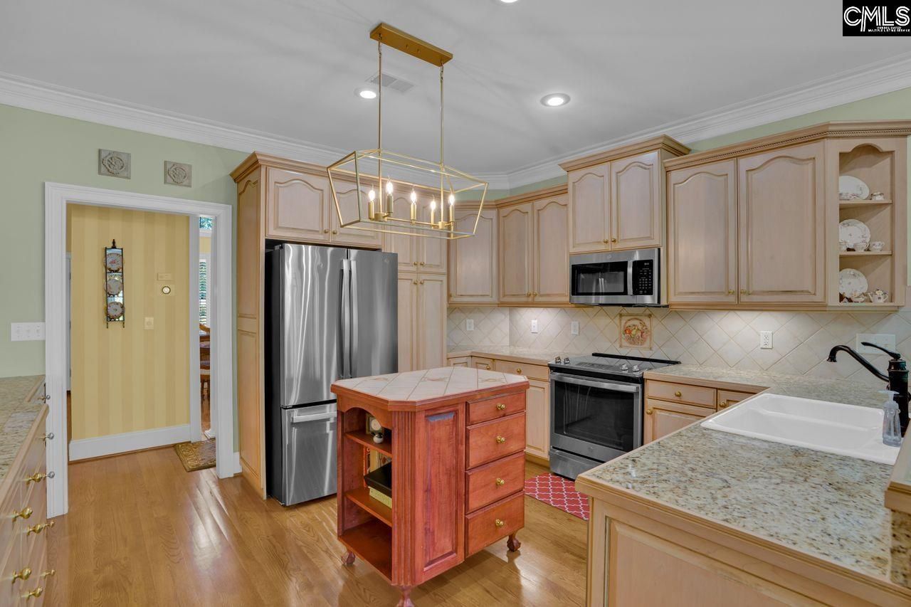 450 Oxenbridge Way Photo 44