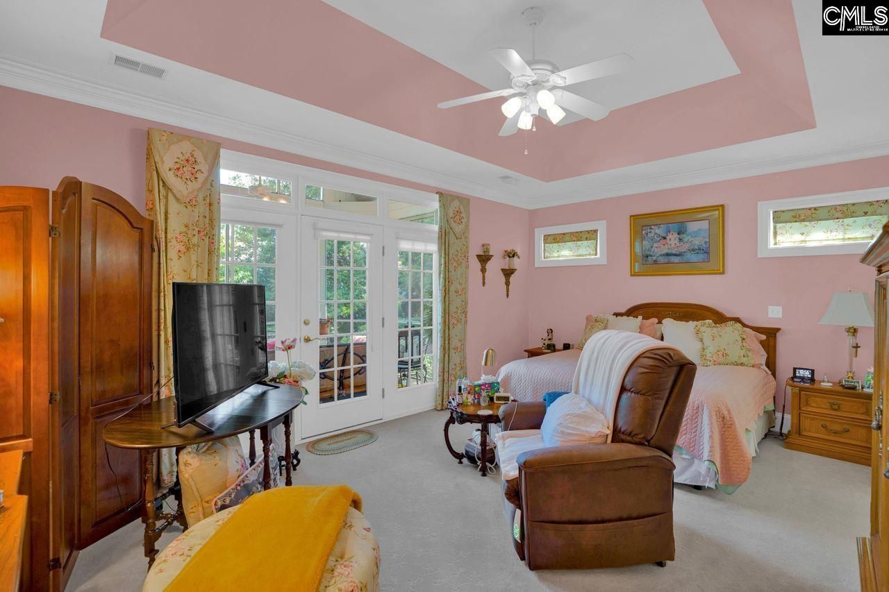 450 Oxenbridge Way Photo 49