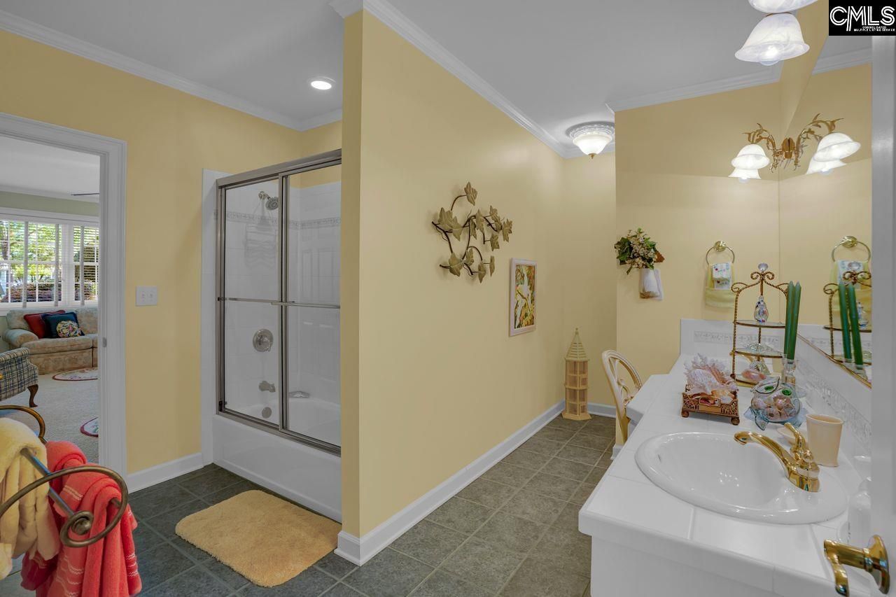 450 Oxenbridge Way Photo 57