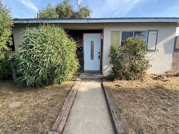 317 E Prune , Lompoc, CA 93436