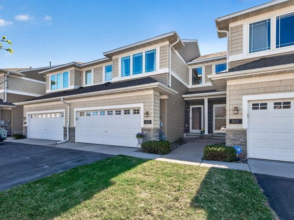 662 Sutherland Drive , Woodbury, MN 55129