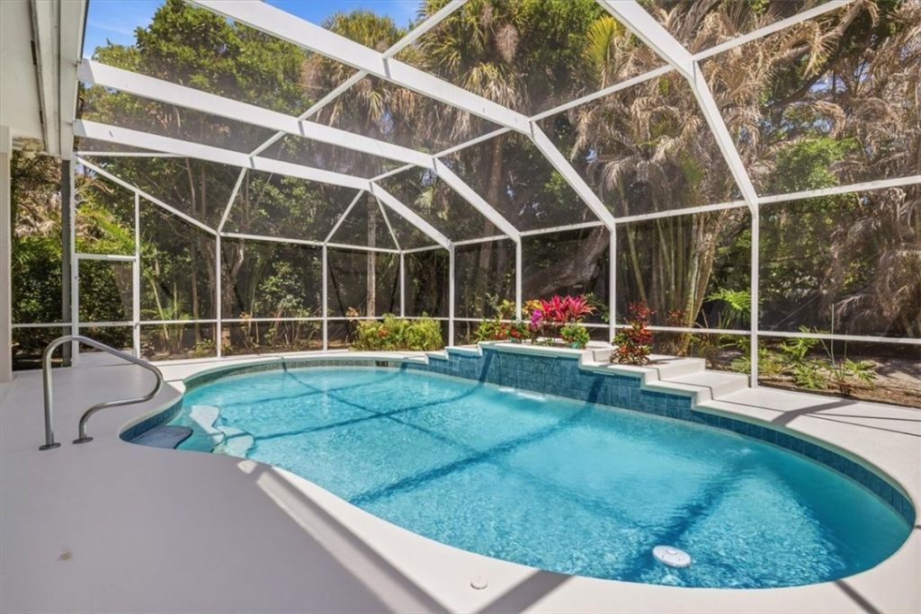 120 N White Jewel Court, Vero Beach, FL 32963 Photo