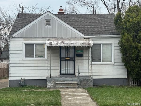 18828 Hawthorne Street, Detroit, MI 48203