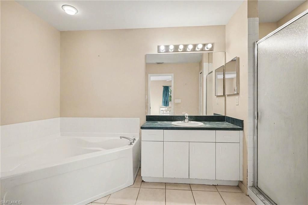 1209 SW 39th St , Cape Coral, FL 33914 Photo