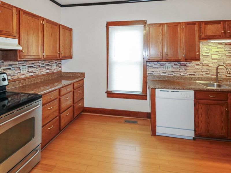 1515 E 3rd Street, Port Clinton, OH 43452 Photo 18