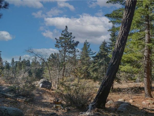 0 Cobblestone , Running Springs, CA 92382