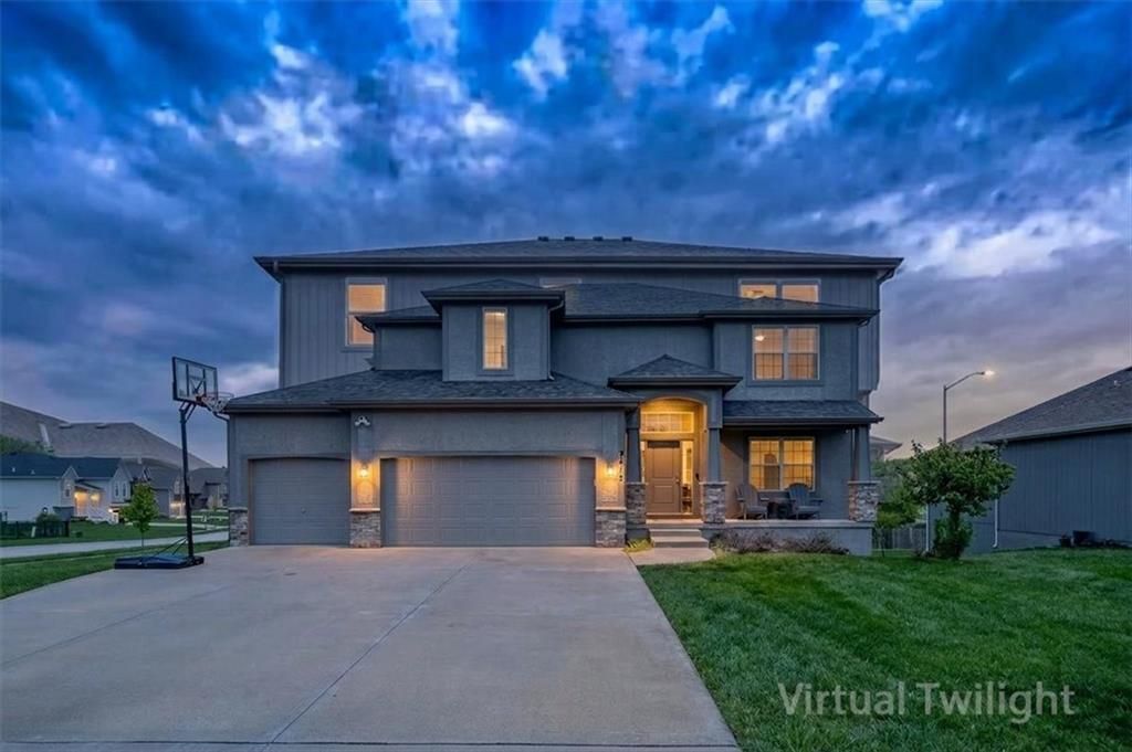 9419 N Bell Street, Kansas City, MO 64155 Main Photo