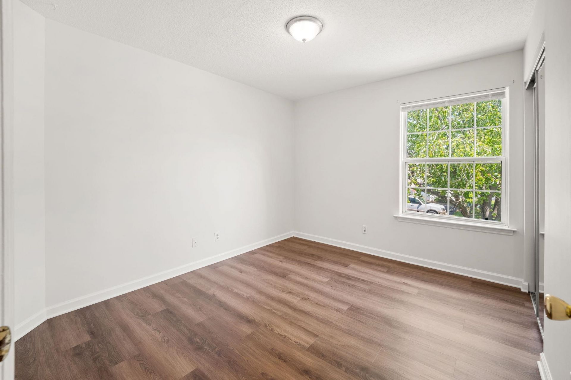 8861 Duckview Dr.  Photo 18