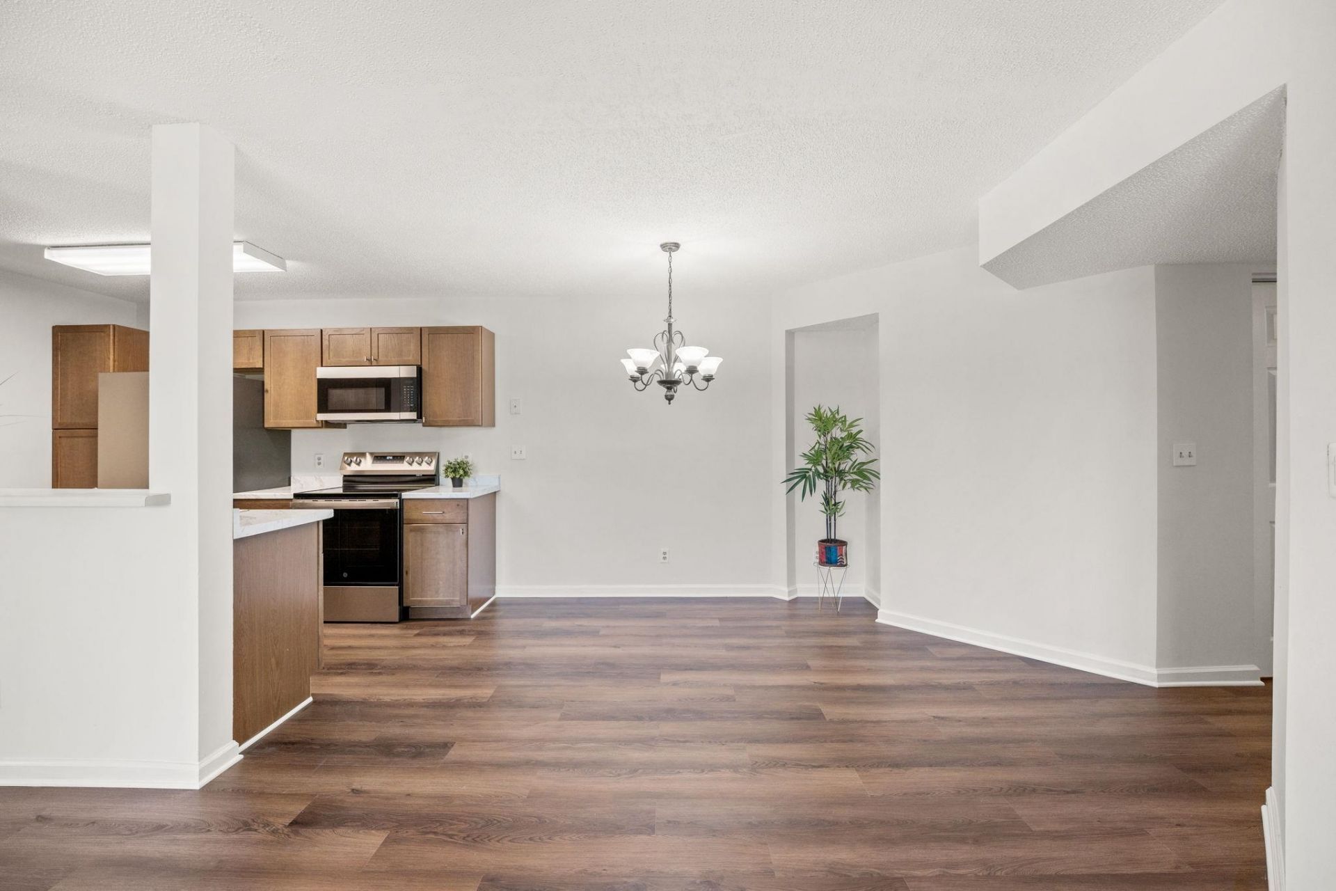 8861 Duckview Dr. Photo 7