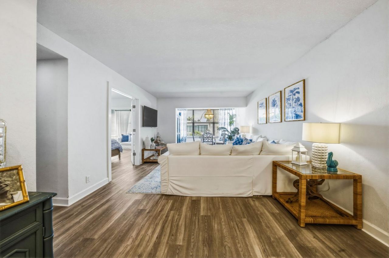 40 Isle Of Venice Drive, Unit 9, Fort Lauderdale, FL 33301 Photo