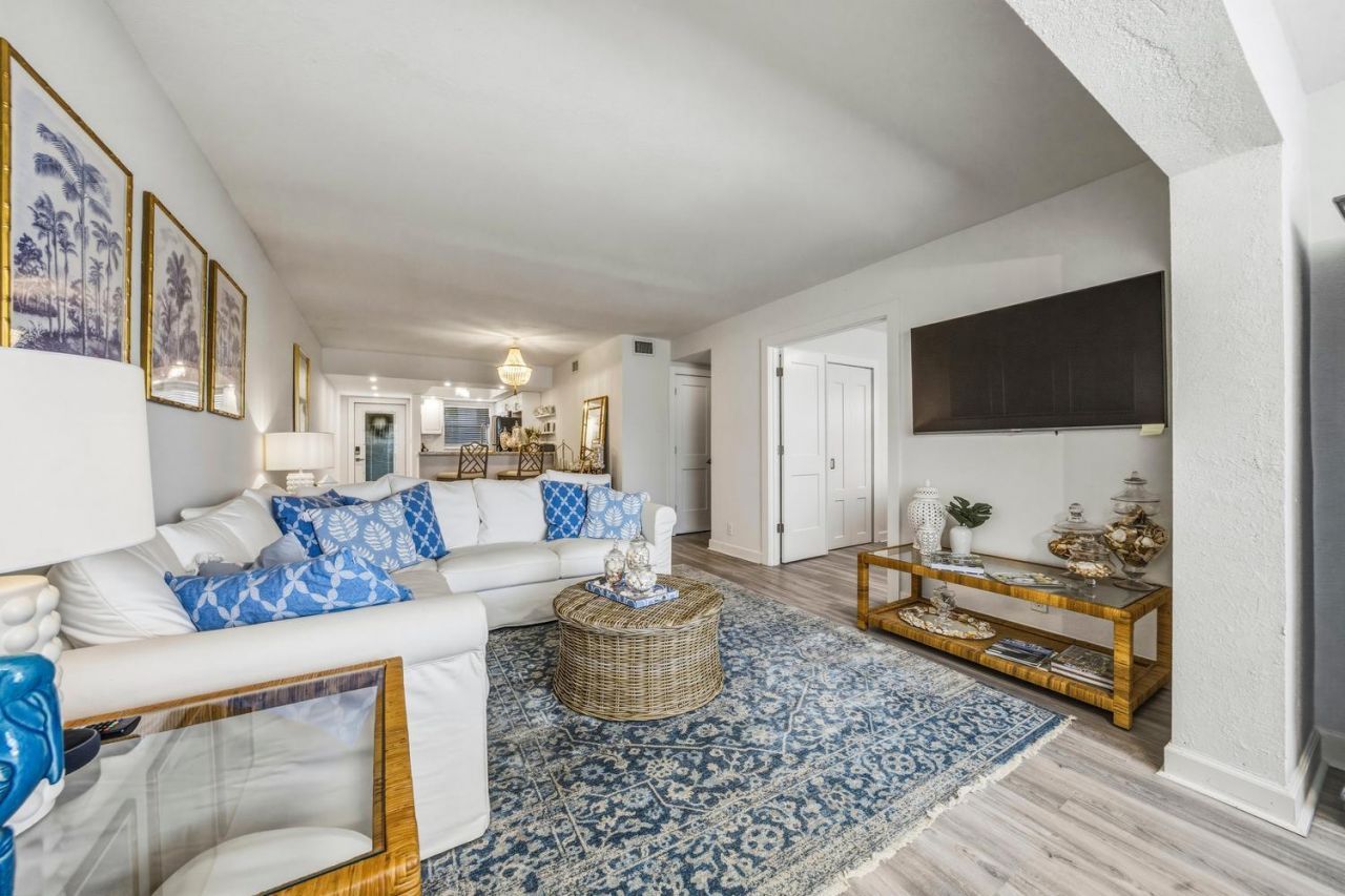 40 Isle Of Venice Drive, Unit 9, Fort Lauderdale, FL 33301 Photo