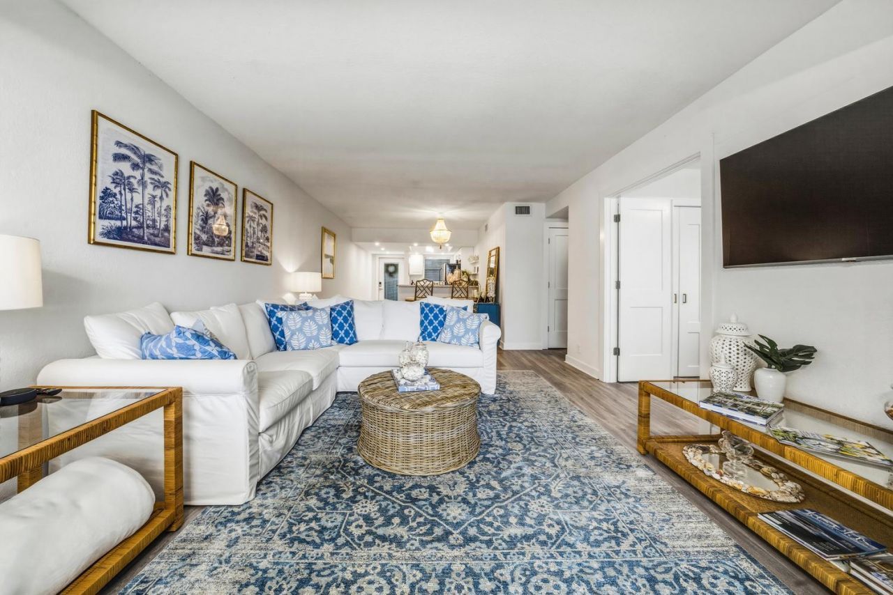 40 Isle Of Venice Drive, Unit 9, Fort Lauderdale, FL 33301 Photo