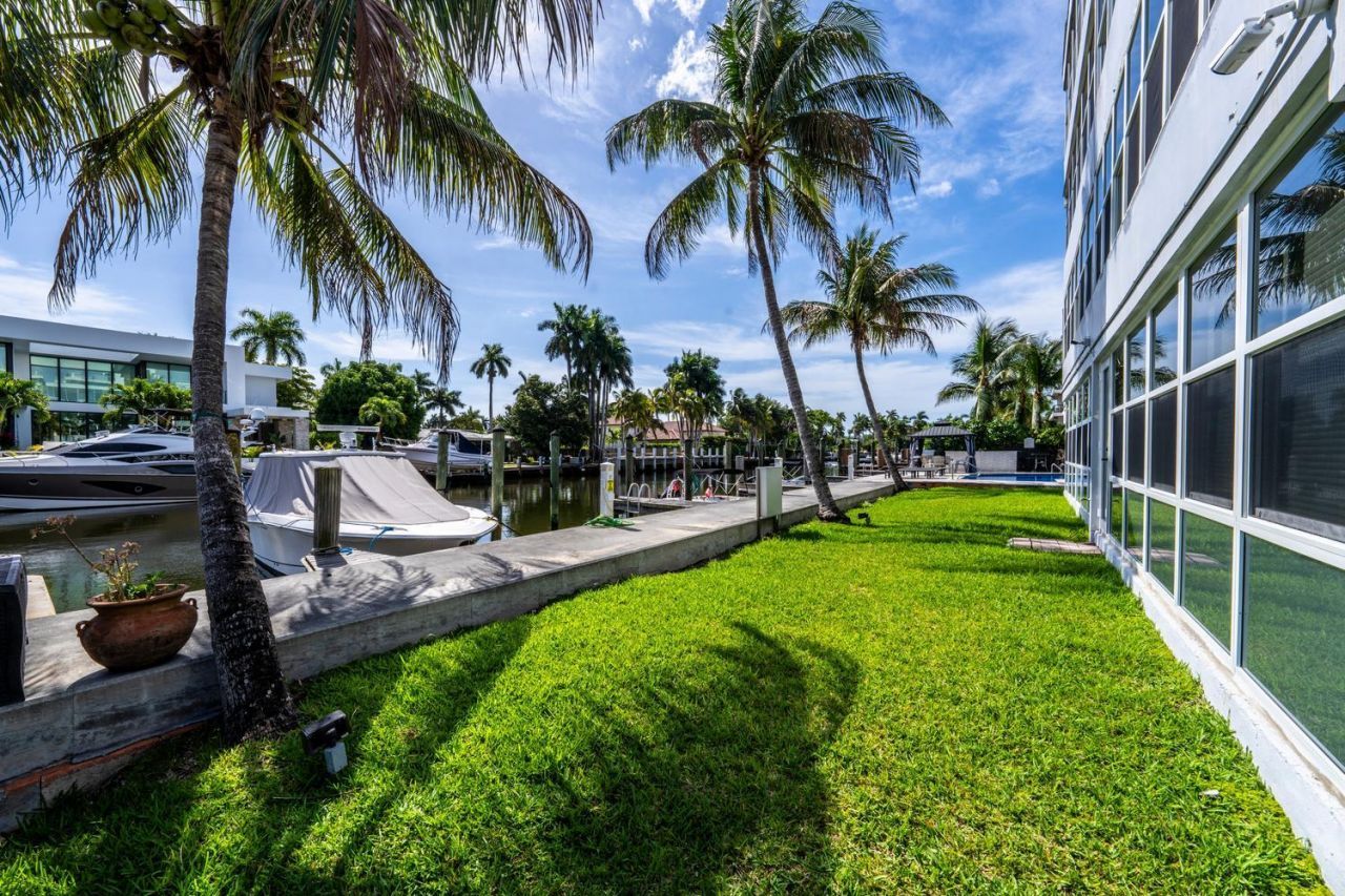 40 Isle Of Venice Drive, Unit 9, Fort Lauderdale, FL 33301 Photo