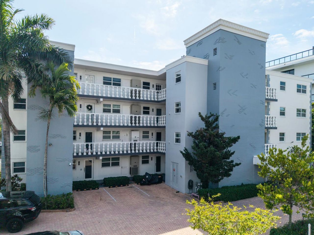 40 Isle Of Venice Drive, Unit 9, Fort Lauderdale, FL 33301 Photo