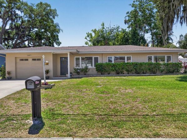 3067 KAPOK KOVE DRIVE , CLEARWATER, FL 33759