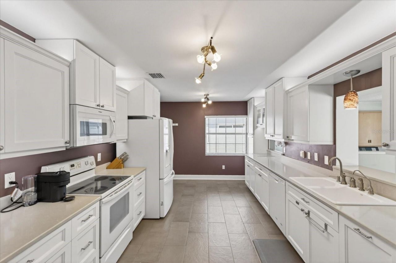 3067 Kapok Kove Drive, Clearwater, FL 33759 Photo