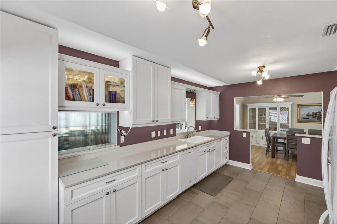 3067 Kapok Kove Drive, Clearwater, FL 33759 Photo