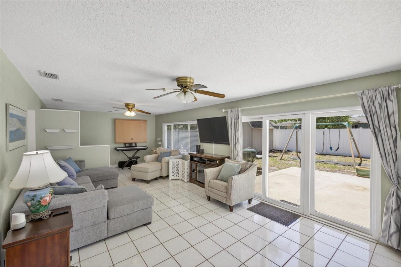 3067 Kapok Kove Drive, Clearwater, FL 33759 Photo