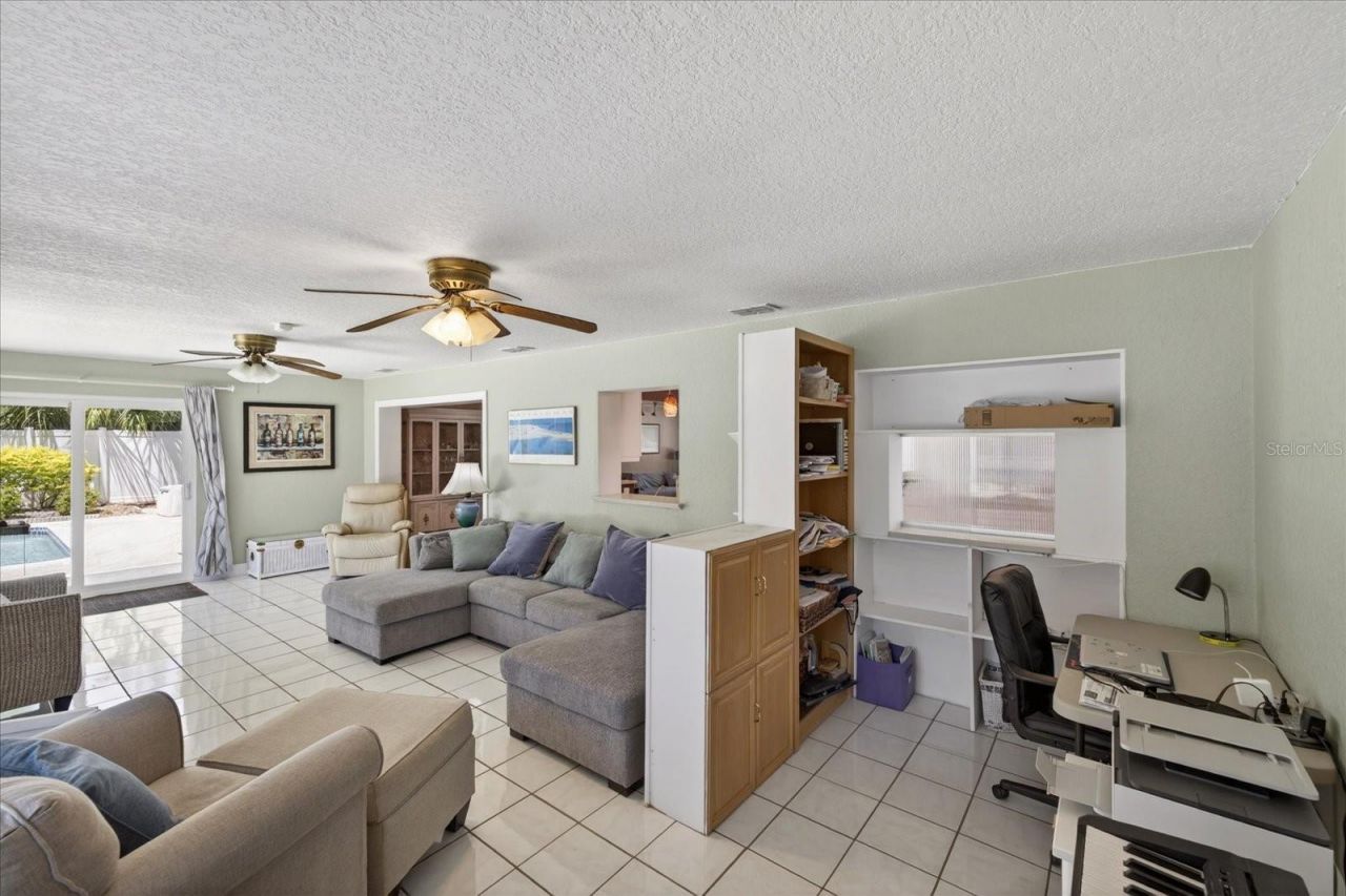 3067 Kapok Kove Drive, Clearwater, FL 33759 Photo