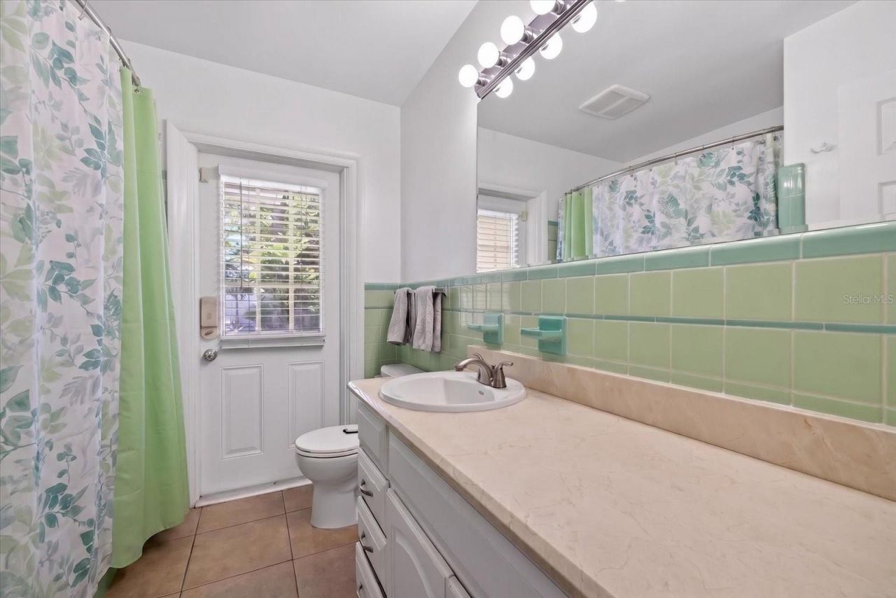3067 Kapok Kove Drive, Clearwater, FL 33759 Photo