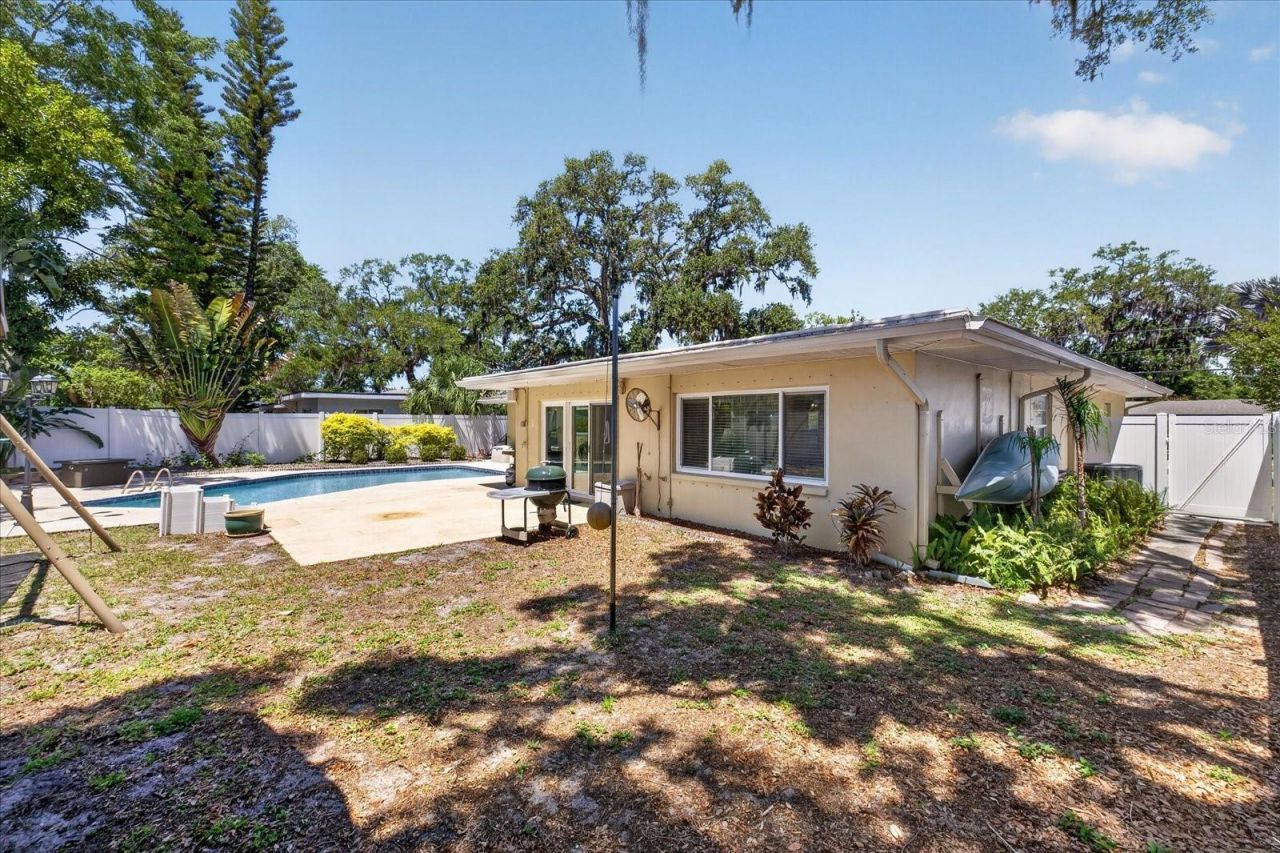 3067 Kapok Kove Drive, Clearwater, FL 33759 Photo