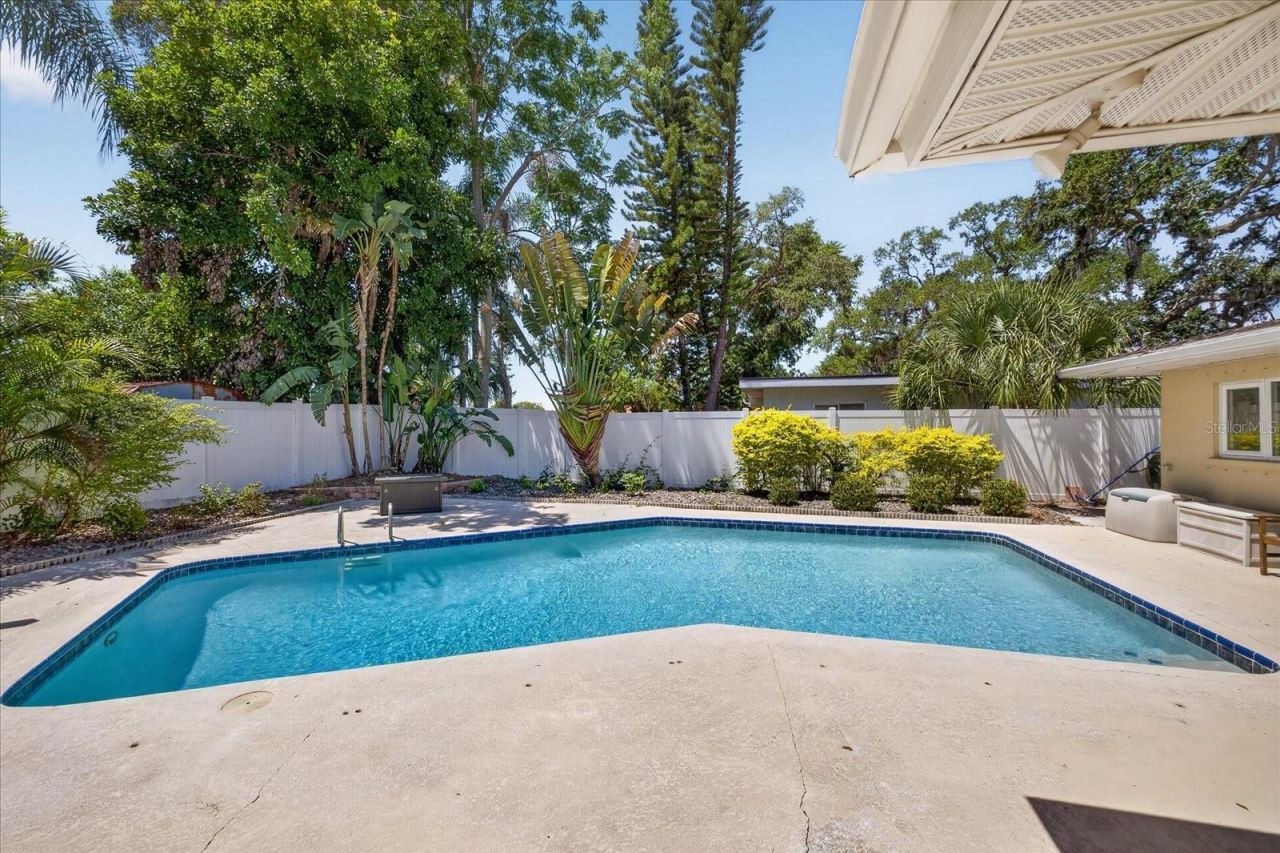 3067 Kapok Kove Drive, Clearwater, FL 33759 Photo