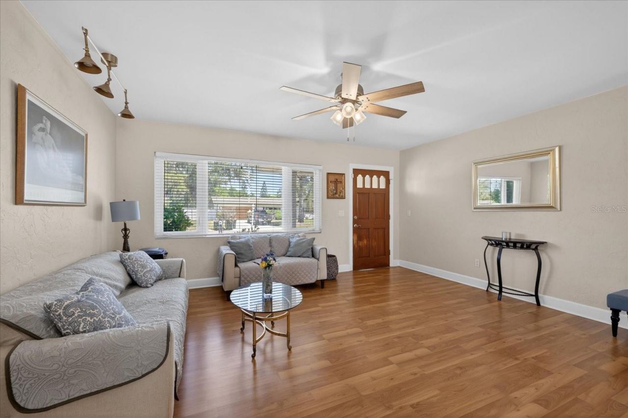 3067 Kapok Kove Drive, Clearwater, FL 33759 Photo