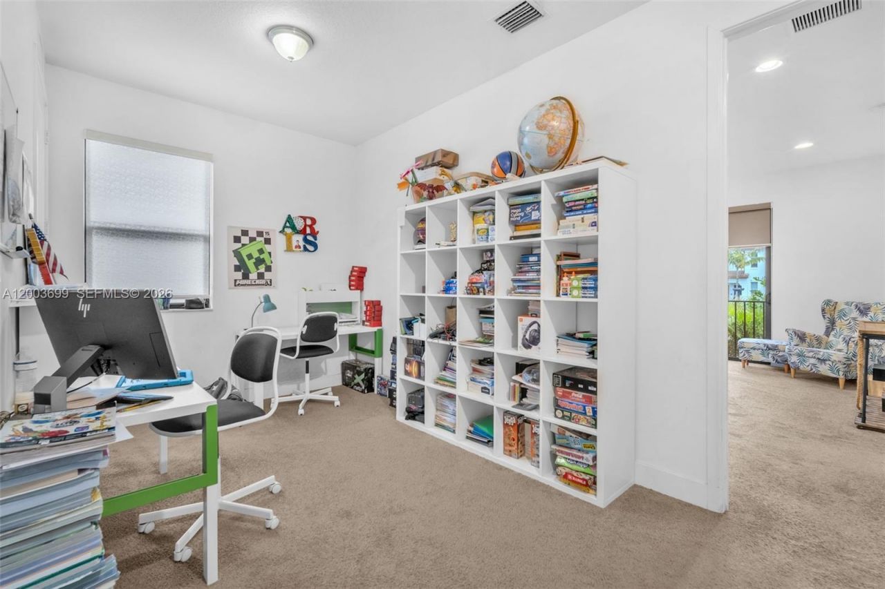 3575 W 97th St, Hialeah, FL 33018 Photo