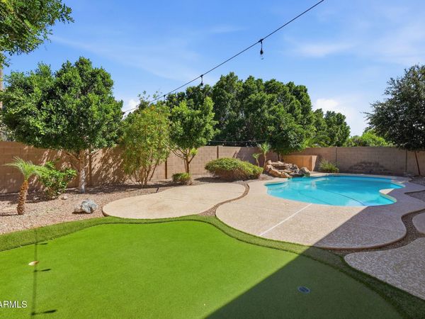 16823 S 15TH Avenue, Phoenix, AZ 85045