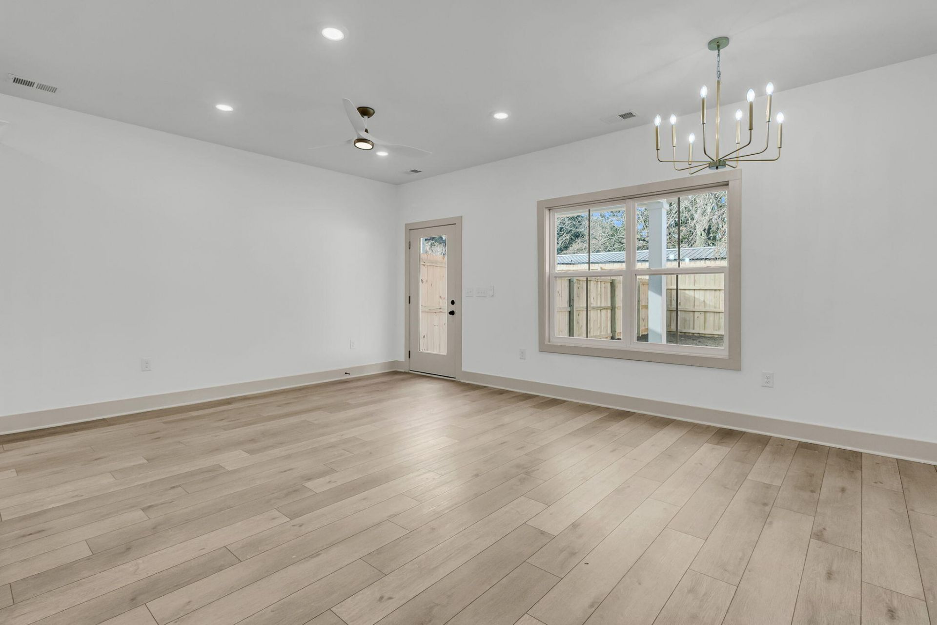 4005 Gravely Avenue Photo 10