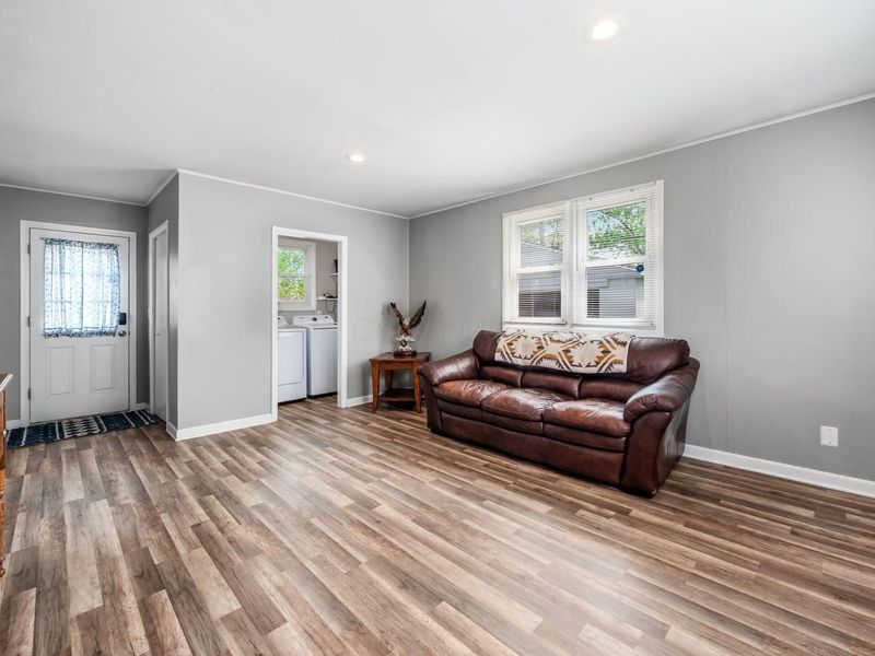 4775 Annhurst Road, Columbus, OH 43228 Photo 16