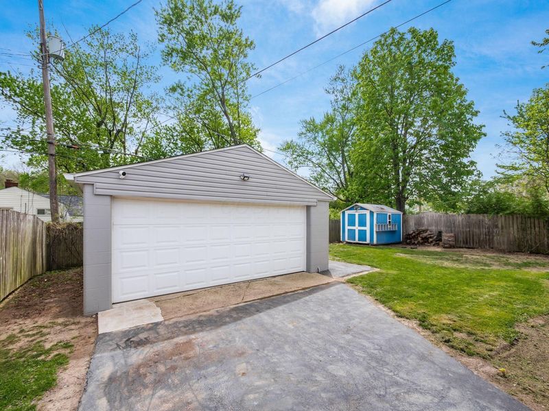 4775 Annhurst Road, Columbus, OH 43228 Photo 3