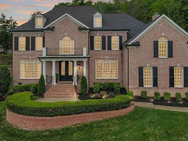 26 Missionary Dr, Brentwood, TN 37027