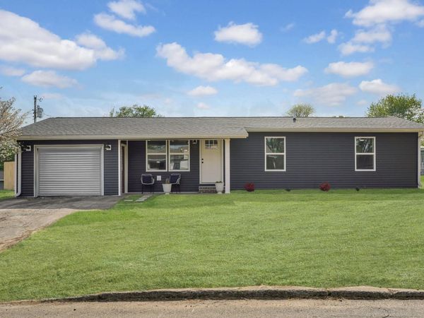 307 Eastwood Drive, Bedford, IN 47421