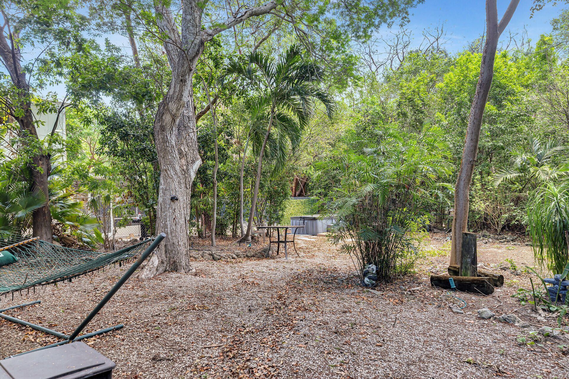 122 Ocean View Drive, Tavernier, FL 33070 Photo