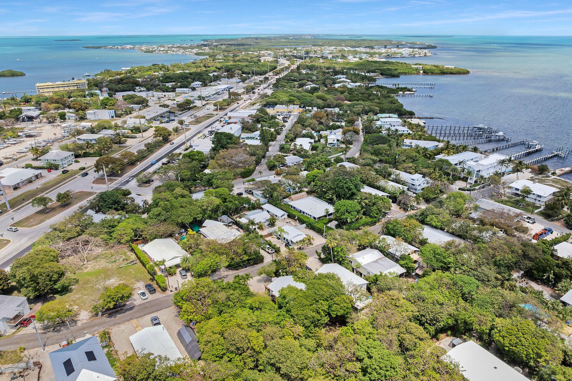 122 Ocean View Drive, Tavernier, FL 33070 Photo