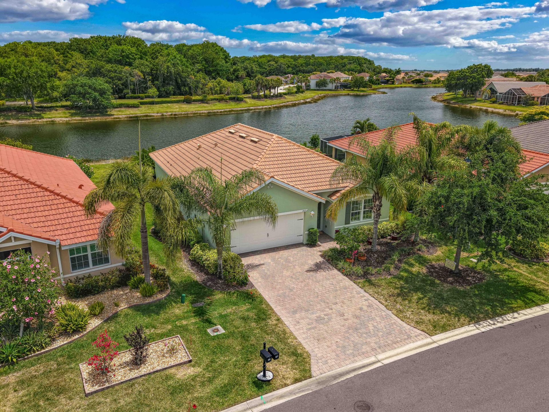 2877 Apple Blossom Drive, Alva, FL 33920 Photo