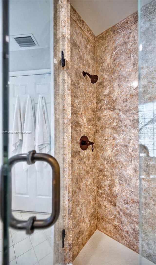 1025 Creekford Dr , Weston, FL 33326 Photo