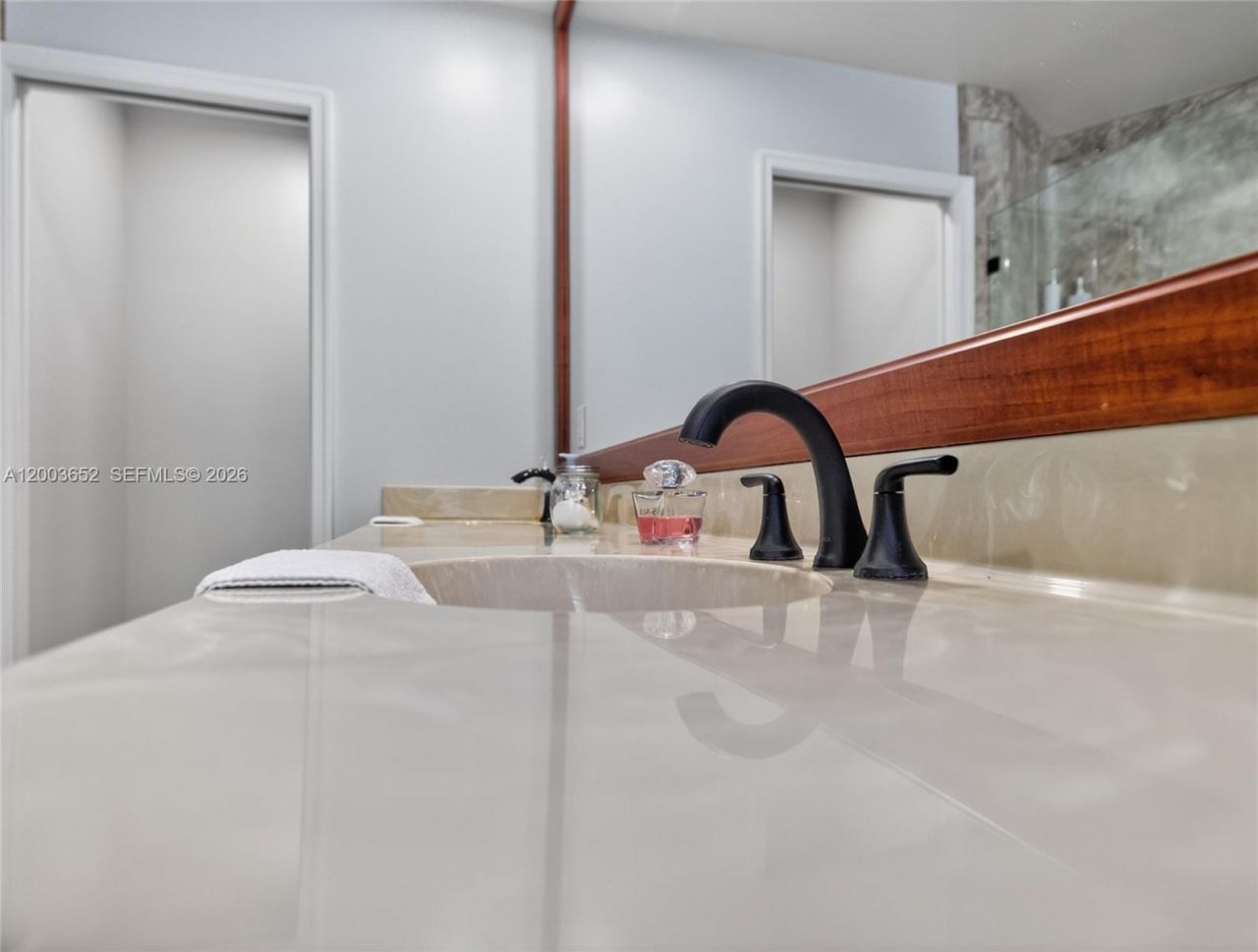 1025 Creekford Dr , Weston, FL 33326 Photo