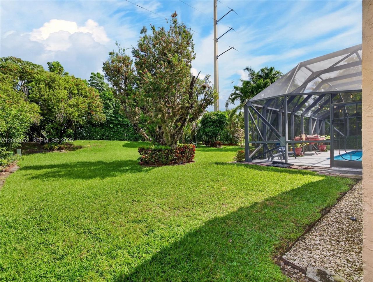 1025 Creekford Dr , Weston, FL 33326 Photo