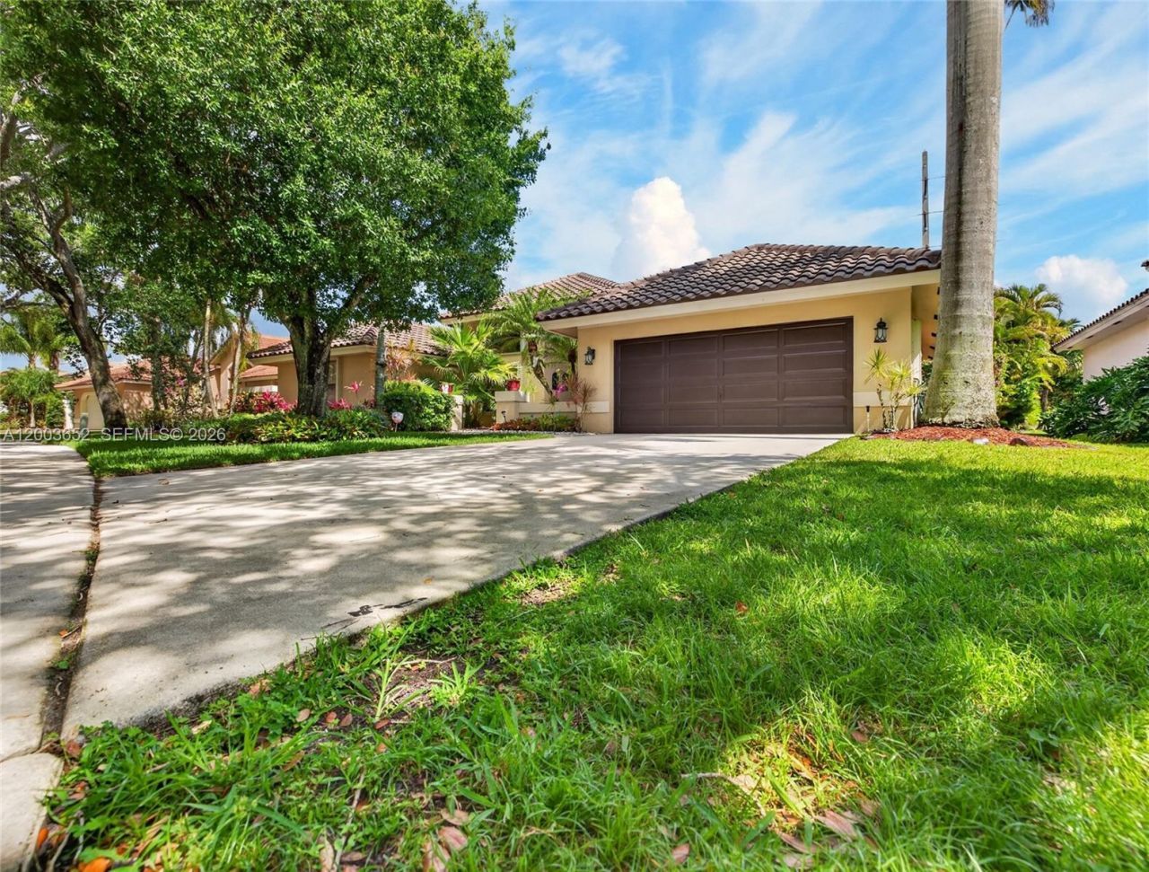 1025 Creekford Dr , Weston, FL 33326 Photo