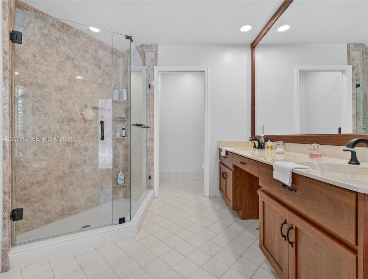 1025 Creekford Dr , Weston, FL 33326 Photo