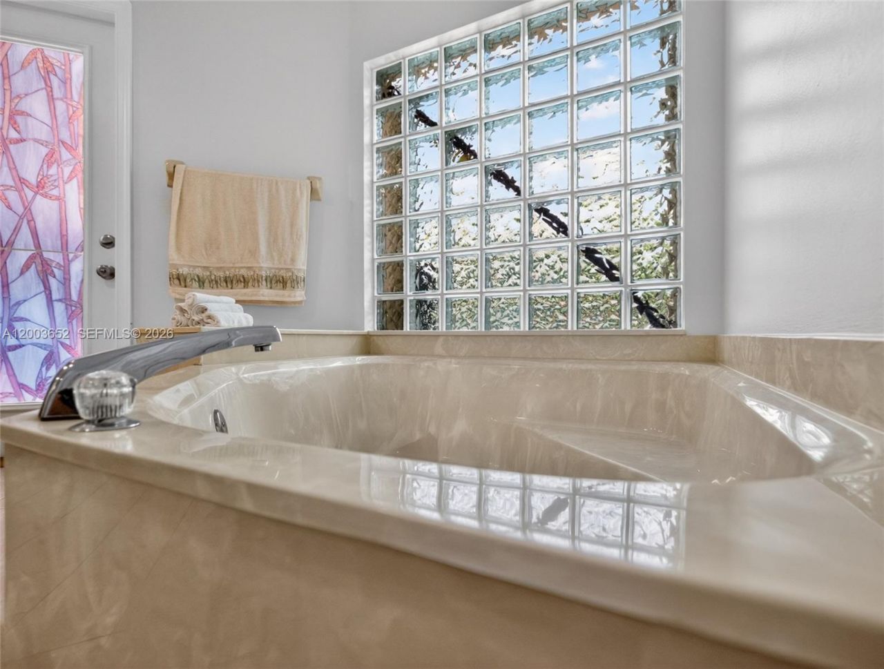 1025 Creekford Dr , Weston, FL 33326 Photo