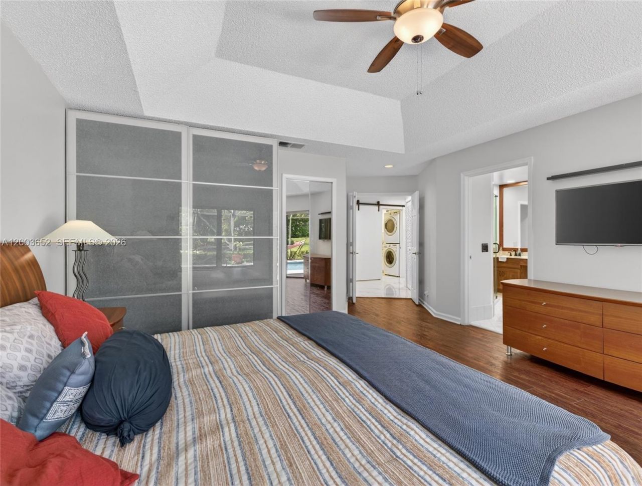 1025 Creekford Dr , Weston, FL 33326 Photo