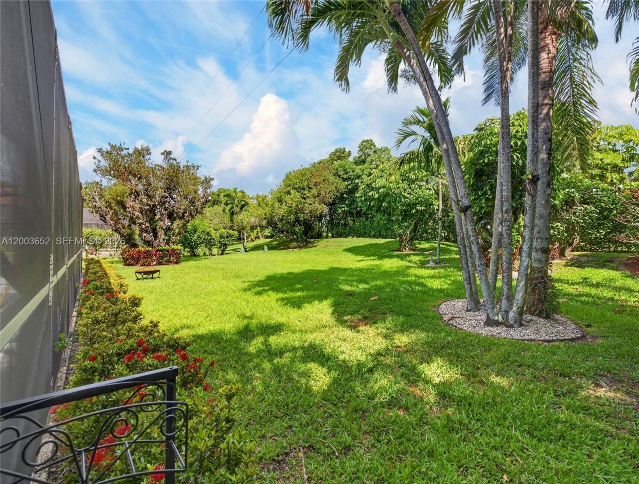 1025 Creekford Dr , Weston, FL 33326 Photo