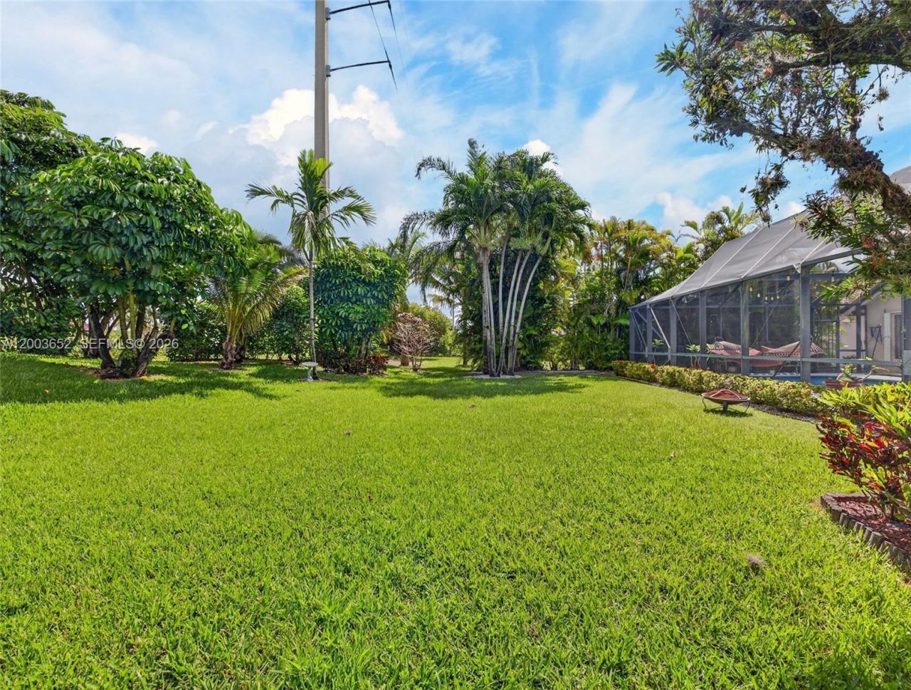 1025 Creekford Dr , Weston, FL 33326 Photo